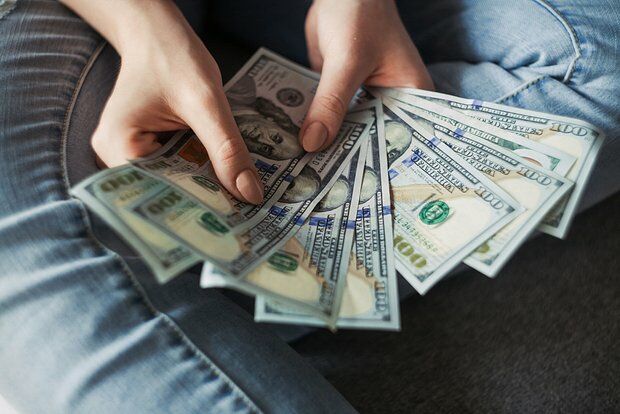 Dollar dövrü bitir? – Pərdəarxası faktlar üzə çıxdı