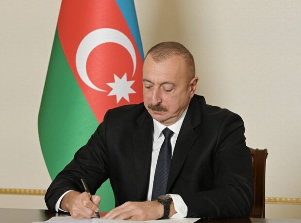 Prezident Sərəncam İMZALADI